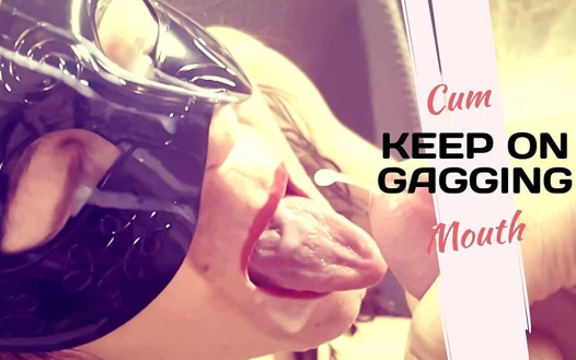 Şanslı erkek arkadaş için yoğun gırtlağına kadar alıyor