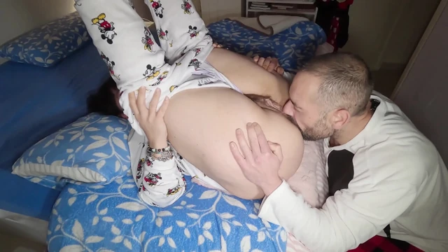 Kayınvalide. Beni senin yap, damat, sik beni ve içime boşal. iri güzel kadın orta yaşlı seksi kadın