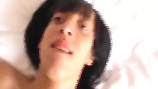 Minyon anal sikiliyor Alman bebek ev yapımı seansta sikiliyor