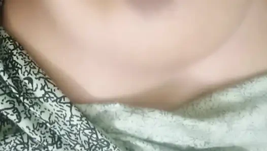 Zarif gece elbiseli Hintli güzellik - yavaş azdırma ve yoğun solo oyun - yüz yok - 4k ultra hd