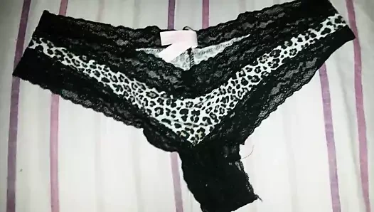 le mutandine di tiziana la milf