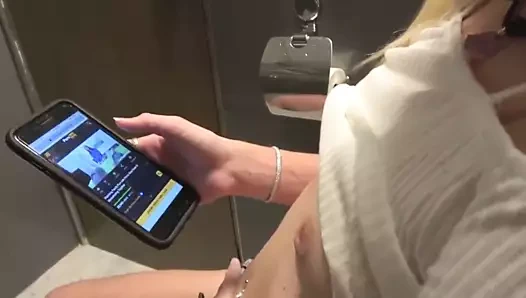 Sıcak kardeş sikikleri kardeşler büyük çük için cinsel kabartma