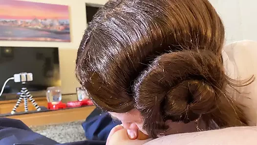 Nine Leia dedeyi tek başına sikiyor