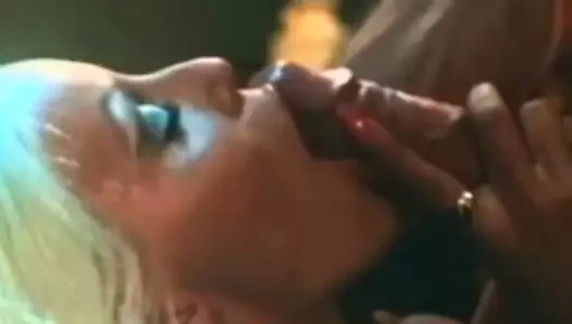 Seka ile büyük yarak klasik seks