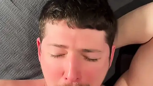 Erkek arkadaşına sakso çekiyor kalın yarak