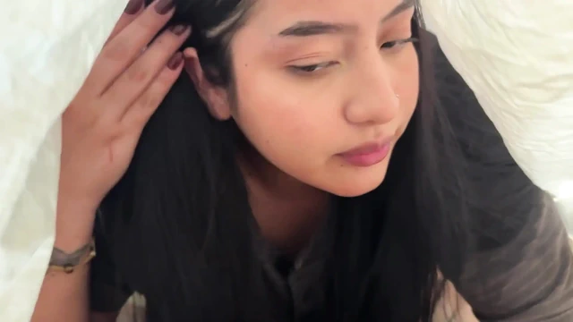 Üvey kız kardeşimle örtü altında