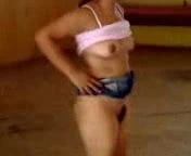 nuestra amiga se desnuda