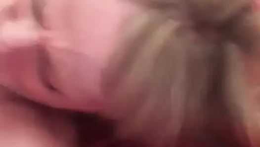 Melanie'nin doyumsuz öğleden sonrası