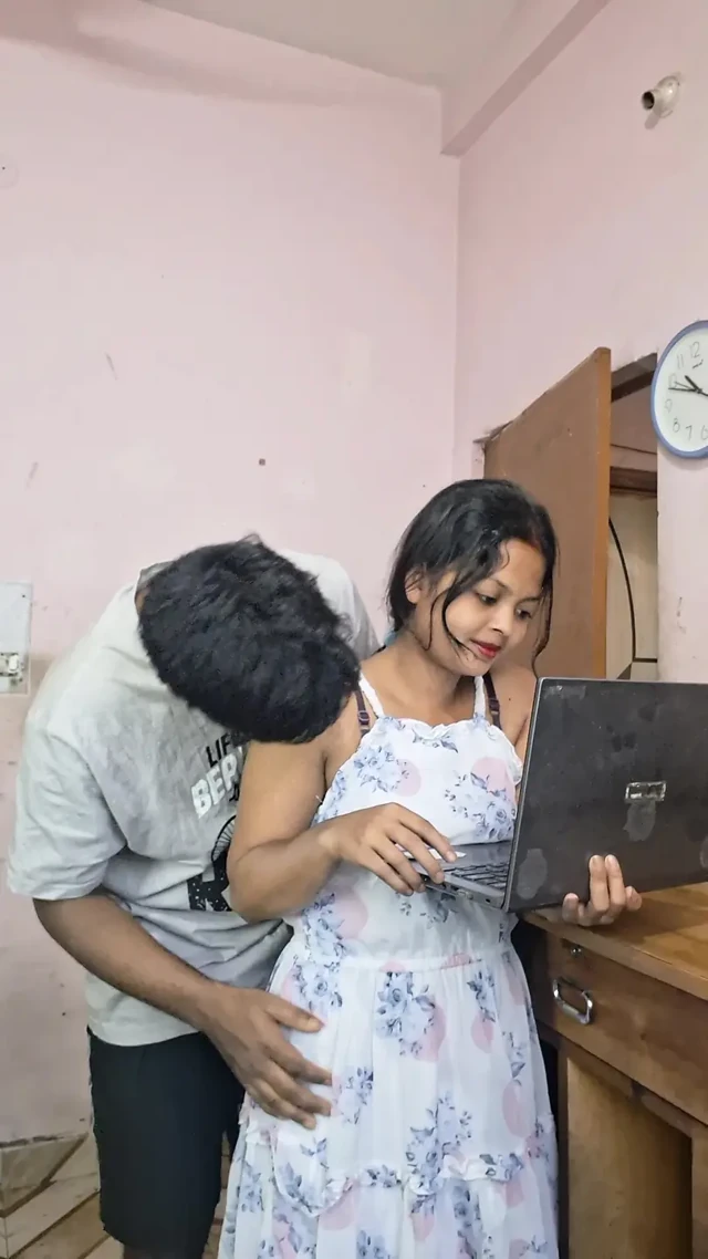 Hintli Bangali desi evli kadın