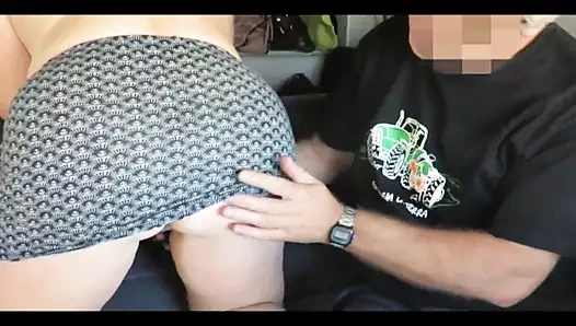 La bourgeoise fini a poil et se fait brouter dans un camping