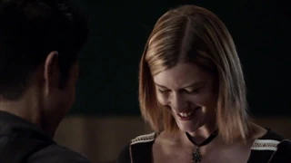 Lauren lee smith - ''blade: the series'' s1e11