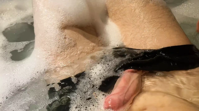 jerk off big cock in bathtub