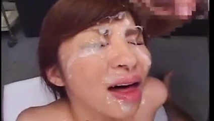 Asya fahişe gets becerdin sırasında bukkake pt1