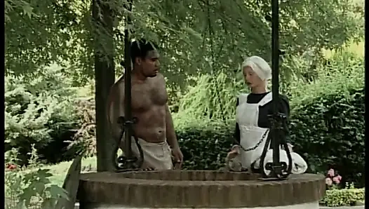 Sarışın bebek ve büyük yaraklı amcık yalama 69 pozisyonunda