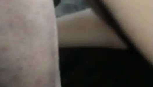 Aldatılan koca karısının sikişmesini izlemeyi seviyor