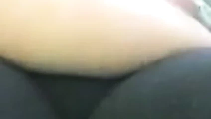 Göbek oyunu - dar giysiler