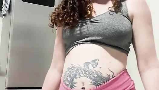 YARAMAZ SARıŞıN VE SÜRTÜK KENDINI ÖDÜL OLARAK SUNMAYı VE SOSYAL AĞLARıNı SEVIYOR