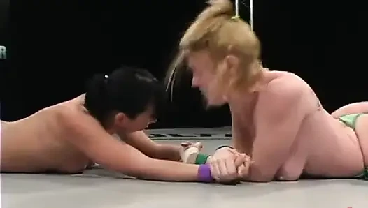 Deceptacon (1-1) Grappler (2-2)