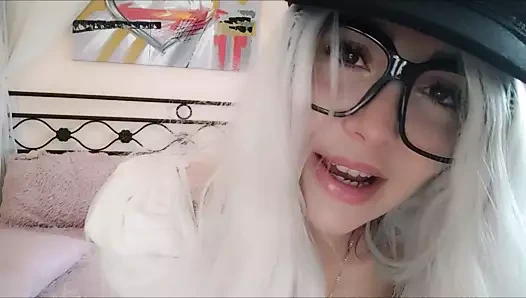 Üvey annem böyle görünmemeli