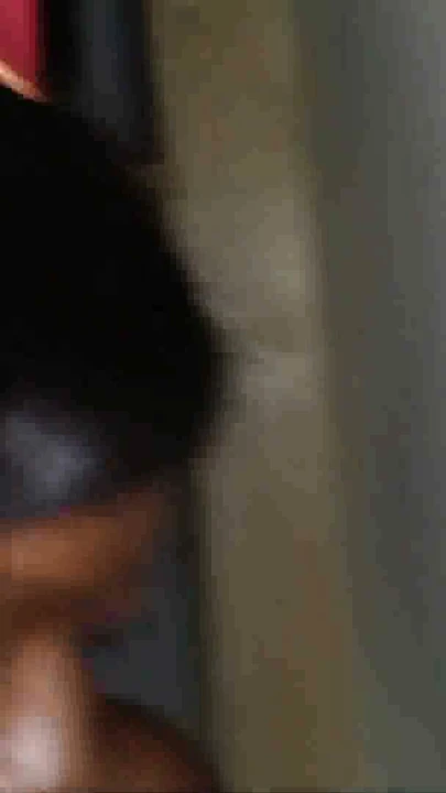 Teksaslı orospu GH6 - Karımı sikiyorum, zenci abazalar gloryhole'da yabancıları sikiyor | Bölüm 3