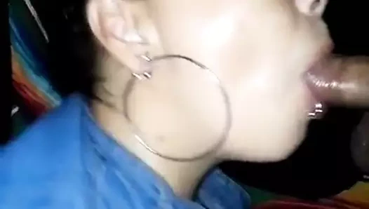 Bana şaplak at ben yaramaz bir kızım