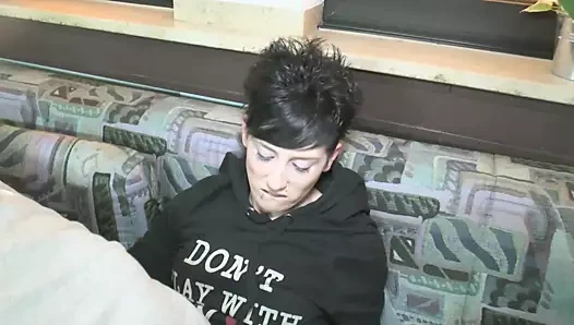 Sıcakta seksi amatör sürtükler - bölüm 4