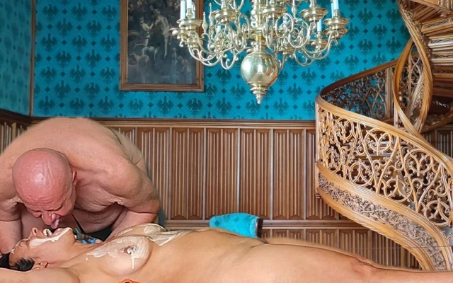 Garabas ve Olpr ile en ateşli kraliyet masajı