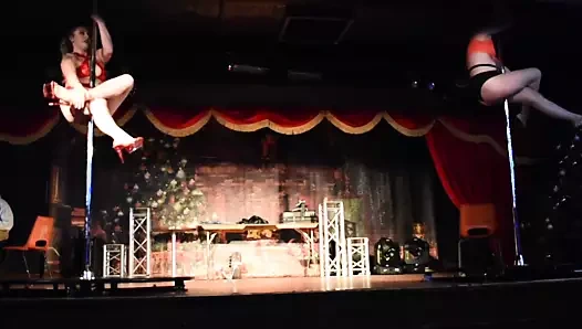 Essex direk dansı yapan hatunlar.. öğrenci olduklarına inanmak zor