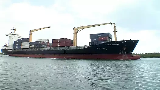 Britneys tüm kız tatili - bölüm 1