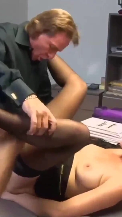 "Deutsche titten" dan büyüleyici an