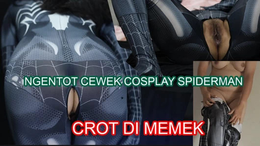 EN SON VIRAL HINT PORNOSU, ÖRÜMCEK ADAM COSPLAYER AMıNA BOŞALANA KADAR SIKILIYOR