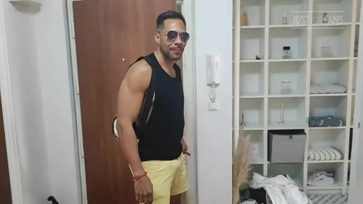 Koca zenci yarağı ile Sikişen Kadın Eşcinsel anal büyük yarak büyük dölleme Brezilyalı