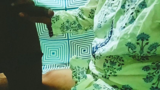 Bhai ke dost se aaj chudwaya veya choot ki aag thandi karwayi