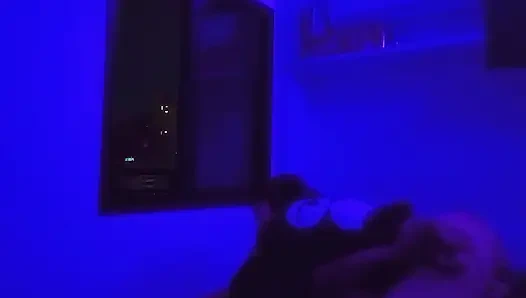 Yeni yılda sikişiyor 2024 gece yarısı ft. Amber Kai