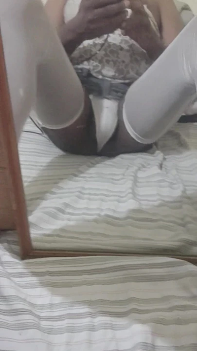 Hatun ateşli kıllı kalın yarak