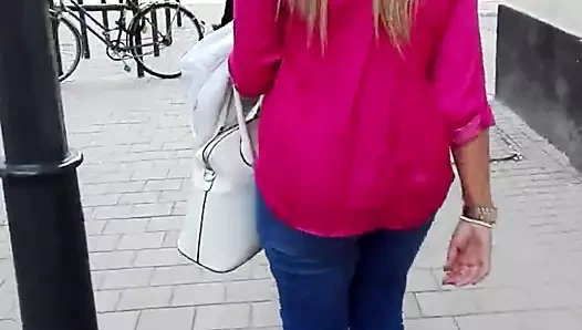 Sokak yürüyüşü pembe