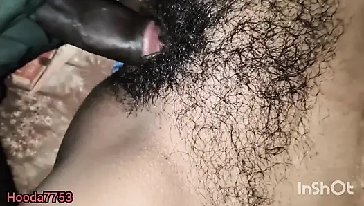 Hintli güzel kız sıkı ilk kez xxx videolar, desi güzel köylü kızı seks videoları