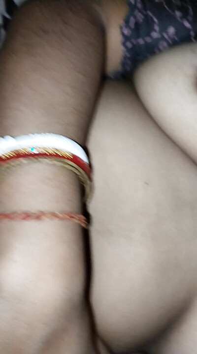 Indian  desi bhabhi ki chudai dira dira