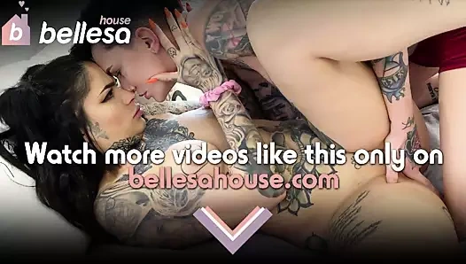 Lezbiyenler nikki kalpler ve leigh kuzgun almak dik