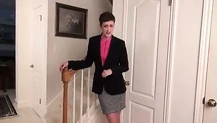 Kısa saçlı bayan çok seksi