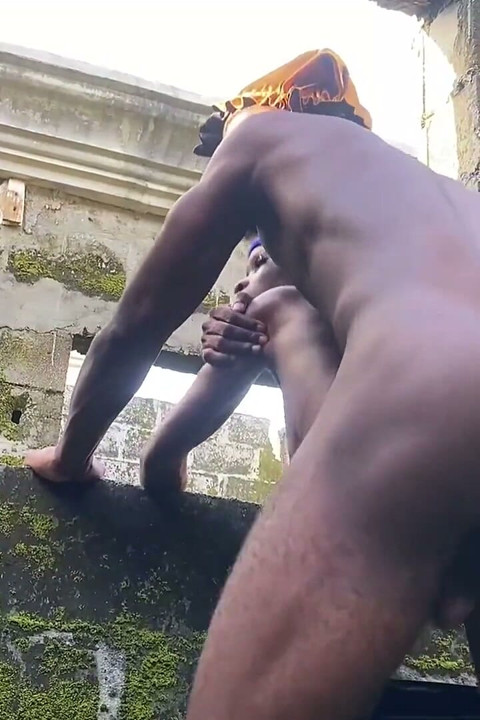 Lagoslu Haydut Sokak Kızıyla
