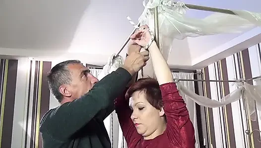 İtaatkar evli kadın esaret-seksi seviyor