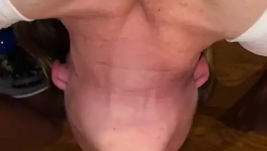 425