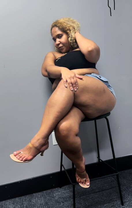 Mini Skirt- Natural Fat Ass - BBW - Thick Legs Tease - High Heels - Sexy Walking Big Booty Jiggling - feet fetish