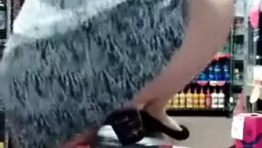 nine mastürbasyon içinde bir dükkan