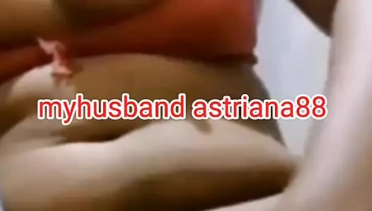 Odada yalnız, ama atmosfer seni titretiyor