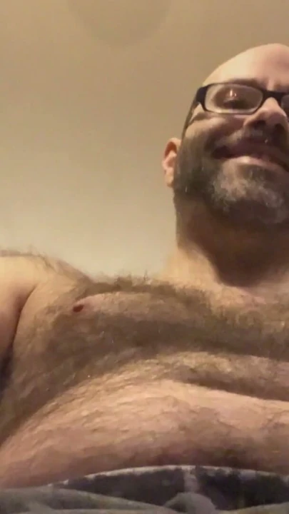 Güzel, azgın, tüylü, kalkık horoz sik penis alet masamda | Klip 1