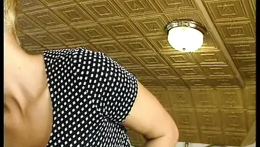 Alman Kapılarının Arkasında Özenle Siktir Edilir - Tam Film