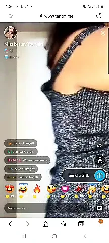 Hintli kamera kızı