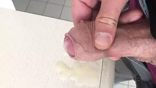 Cuma öğle yemeği zamanı